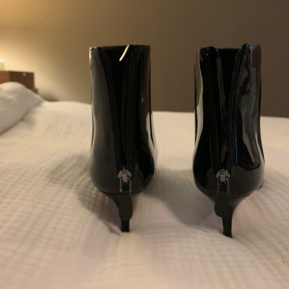 Alexander Bergman Black patent leather booties - Picture 3 of 4